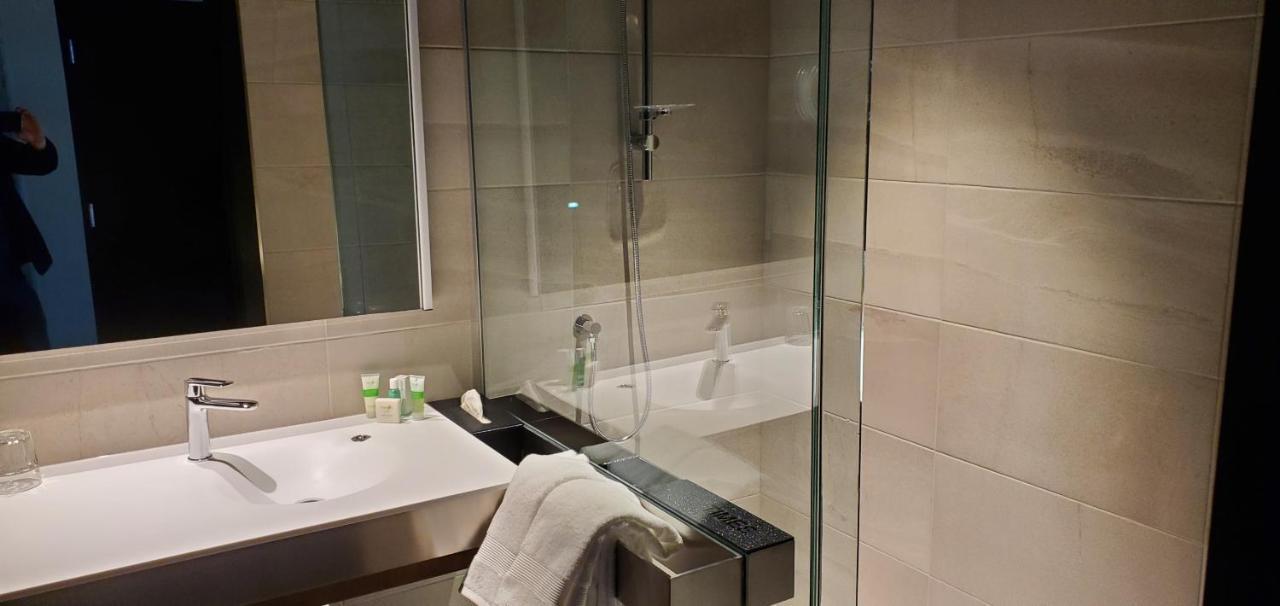 Grand Times Hotel Laval - Centropolis Kültér fotó