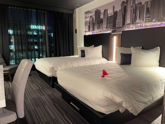 Grand Times Hotel Laval - Centropolis Szoba fotó