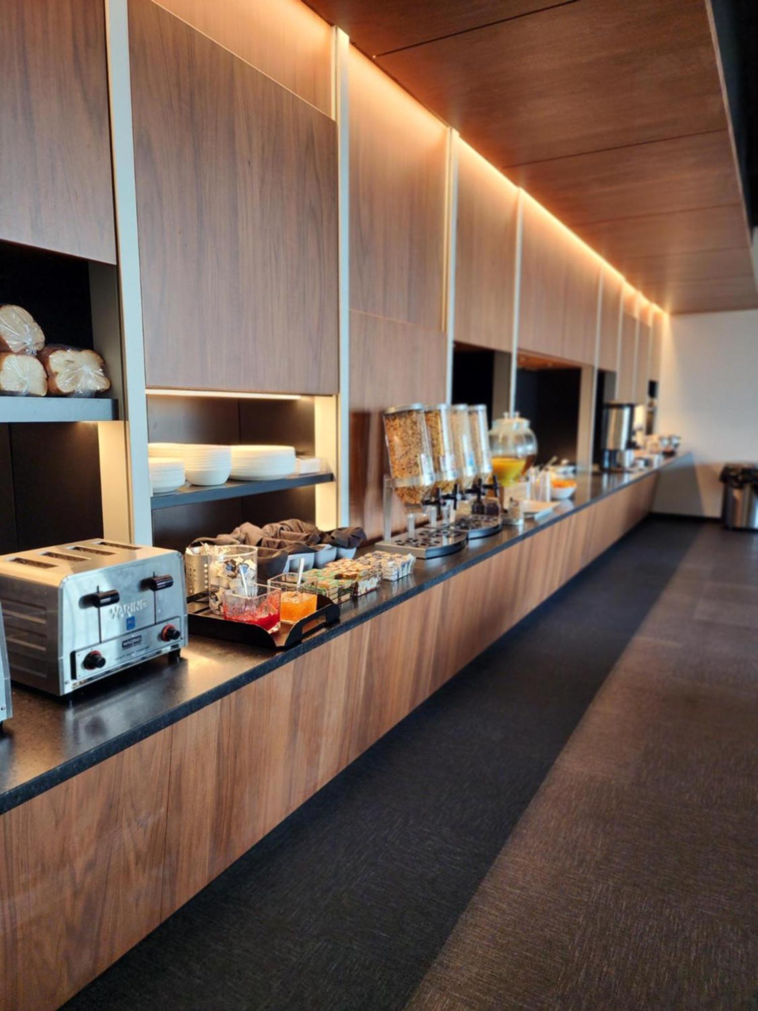 Grand Times Hotel Laval - Centropolis Kültér fotó